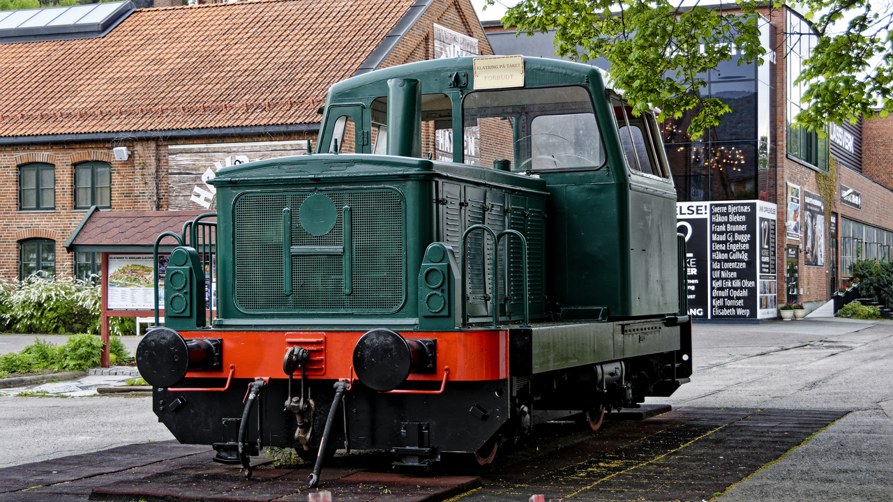 20220524 111702~Hageland Glass Works, Jevnaker~Oppland~Norway